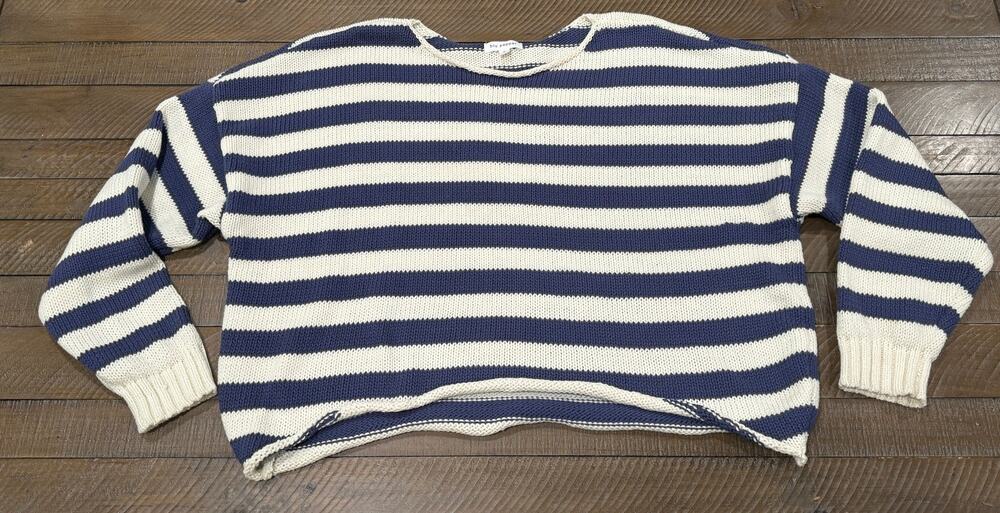 BLU PEPPER Blue/White Stripe Cropped Knit Slouchy Sweater - Size L